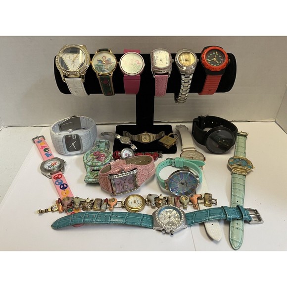 Watch Lot Mixed Mostly Women’s 6723